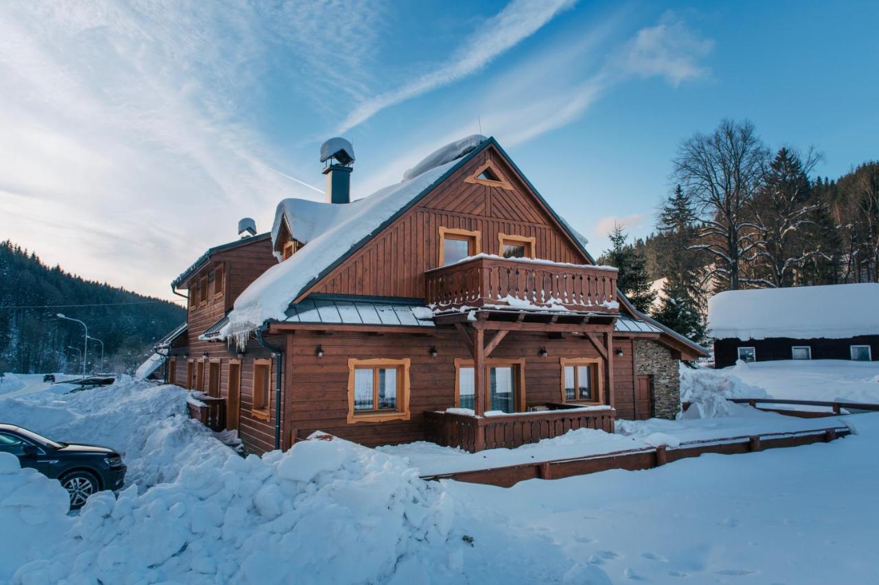 Pod Milonovou Velké Karlovice Exterior foto